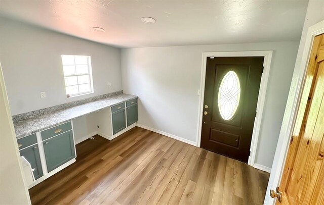 15274 US Highway 283, Blair, OK 73526 - entrance foyer featuring dark wood-style flooring and baseboards