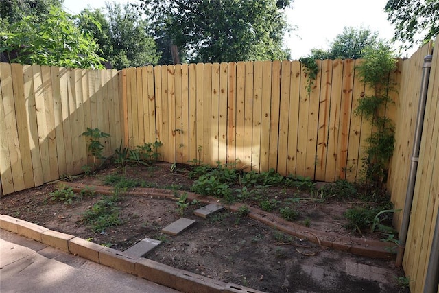 3823 N Harvard Ave Unit 12, Oklahoma City, OK 73122 - view of fenced backyard