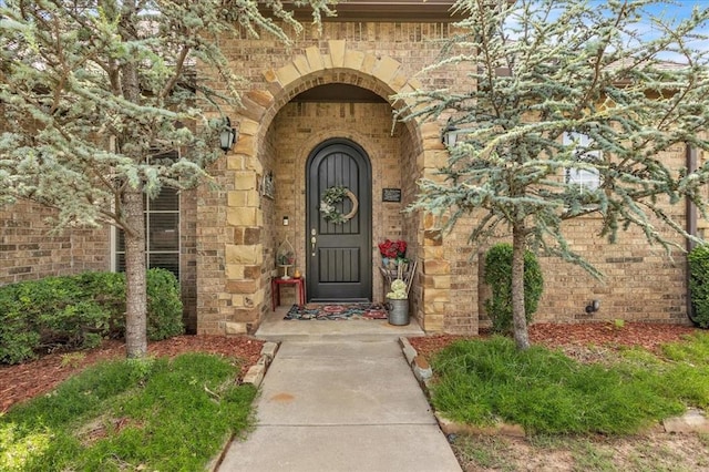 412 Swingman Rd, Yukon, OK 73099 - property entrance with brick siding