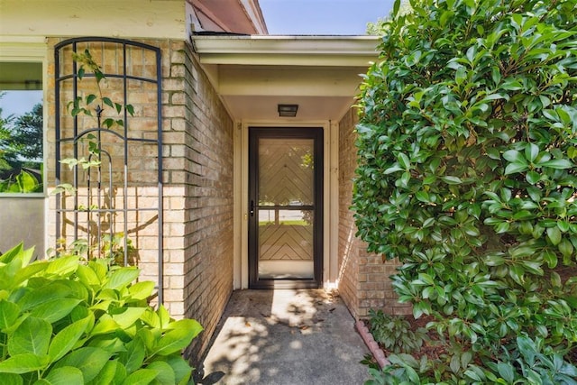 4424 Brighton Ct, Norman, OK 73072 - property entrance featuring brick siding