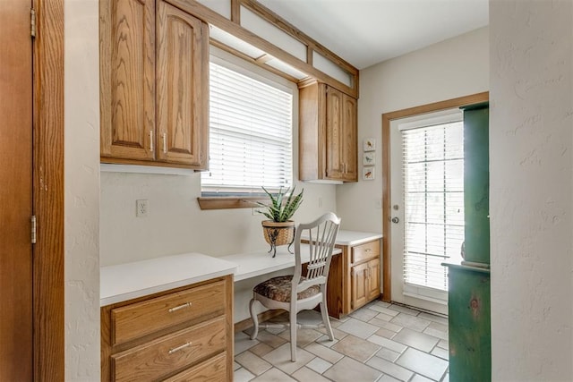 10116 Thompson Ave, Yukon, OK 73099 - office area with light flooring