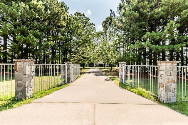 6540 S Donna Ln, Oklahoma City, OK 73150 - view of gate