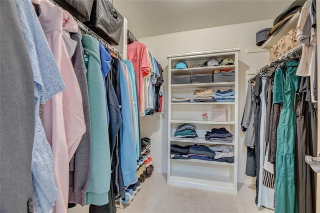 6348 Hyde Park Dr, Oklahoma City, OK 73162 - view of walk in closet