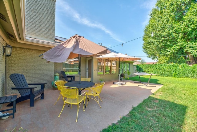 6348 Hyde Park Dr, Oklahoma City, OK 73162 - view of patio / terrace