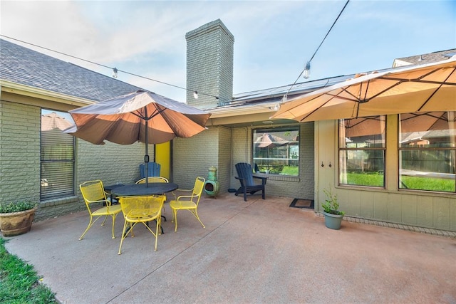 6348 Hyde Park Dr, Oklahoma City, OK 73162 - view of patio with outdoor dining area