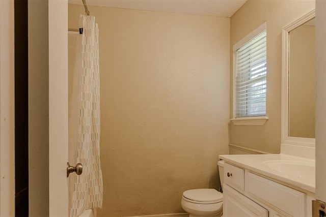 5717 NW 31st Ter, Oklahoma City, OK 73122 - full bathroom with vanity and a shower with curtain