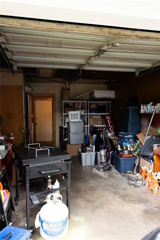 1702 W Boyd St, Norman, OK 73069 - view of garage