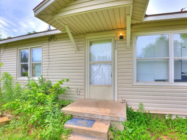 9424 NE 28th St, Oklahoma City, OK 73141 - entrance to property
