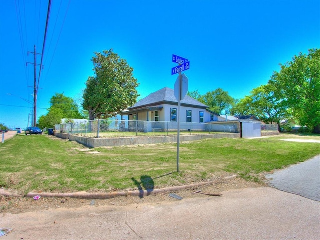 321 W Farrall Ave, Shawnee, OK 74801 - surrounding community