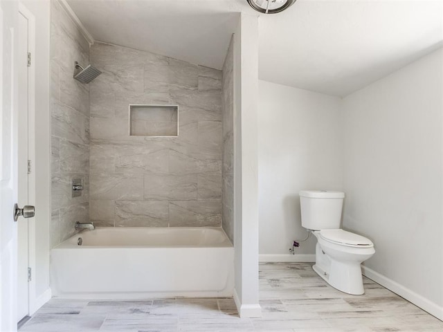 321 W Farrall Ave, Shawnee, OK 74801 - bathroom with bathtub / shower combination and wood finished floors