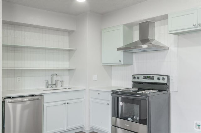 4720 S Youngs Blvd, Oklahoma City, OK 73119 - kitchen with stainless steel appliances, wall chimney exhaust hood, tasteful backsplash, open shelves, and light countertops