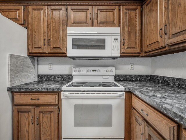 606 N Pine Branch Way, Mustang, OK 73064 - photo 22