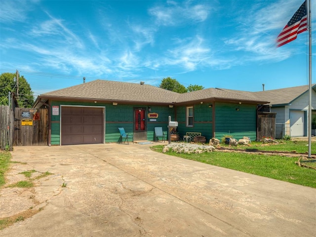 1209 Dakota St, Norman, OK 73069 - single story home with an attached garage and driveway