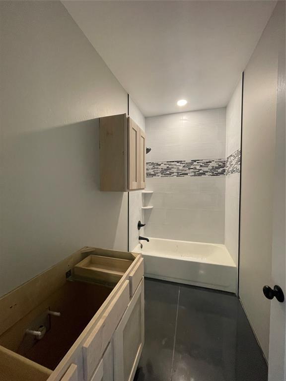 17008 County St Unit 2750, Minco, OK 73059 - bathroom featuring vanity and bathtub / shower combination
