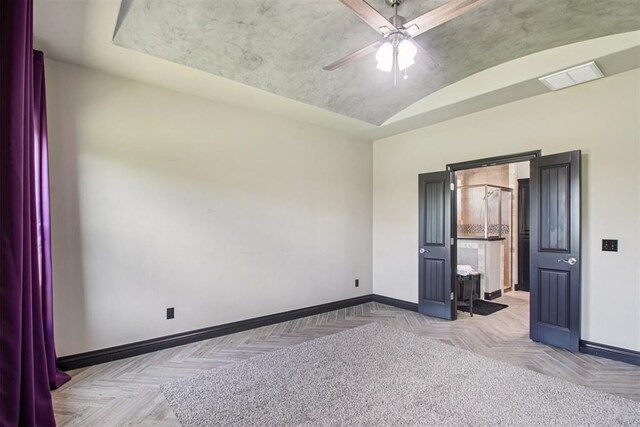 8401 NW 140th St, Oklahoma City, OK 73142 - empty room with lofted ceiling and ceiling fan