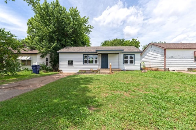 239 SE 48th St, Oklahoma City, OK 73129 - single story home featuring a front lawn