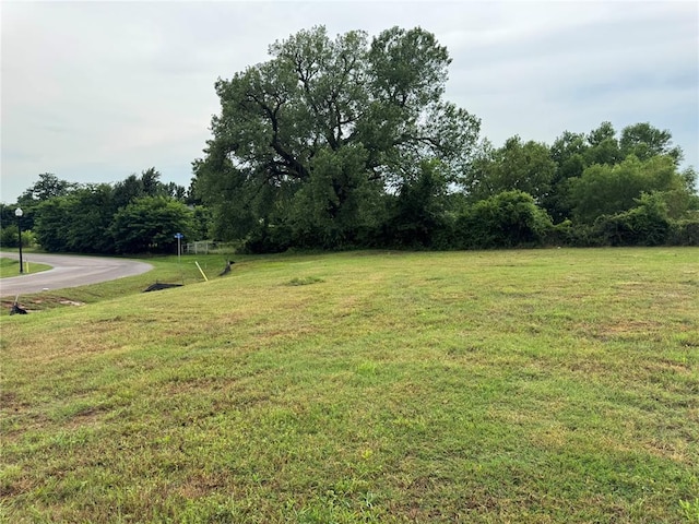 2757 Sherwood Ct, Newcastle, OK 73065 - view of grassy yard