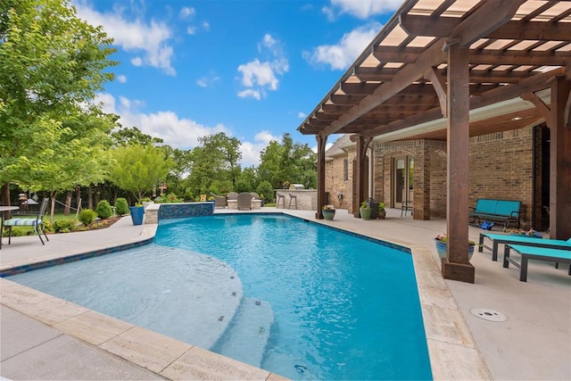 1605 Hidden Lake Dr, Edmond, OK 73034 - swimming pool with a pergola and a patio