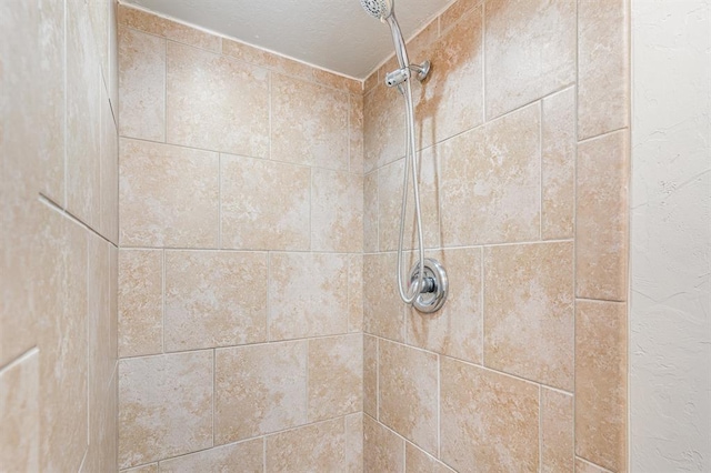1004 Ranchoak Ct, Yukon, OK 73099 - bathroom view of tiled shower