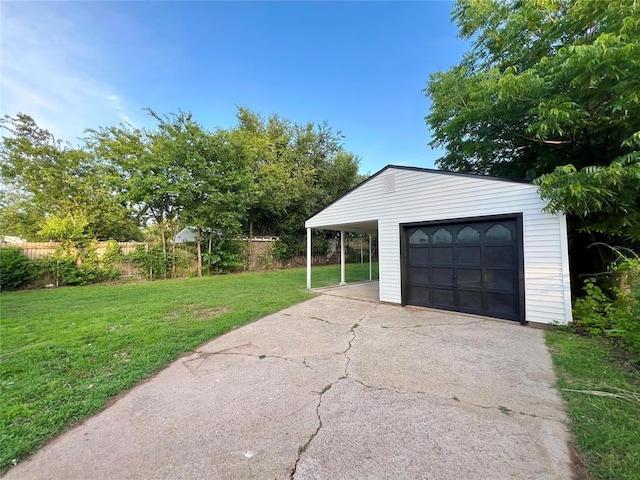 2332 NW 31st St, Oklahoma City, OK 73112 - detached garage with asphalt driveway