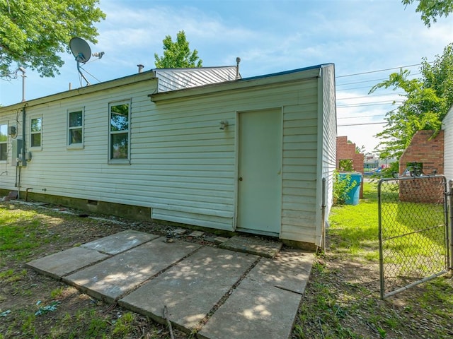 7235 SE 15th St, Midwest City, OK 73110 - rear view of house featuring crawl space