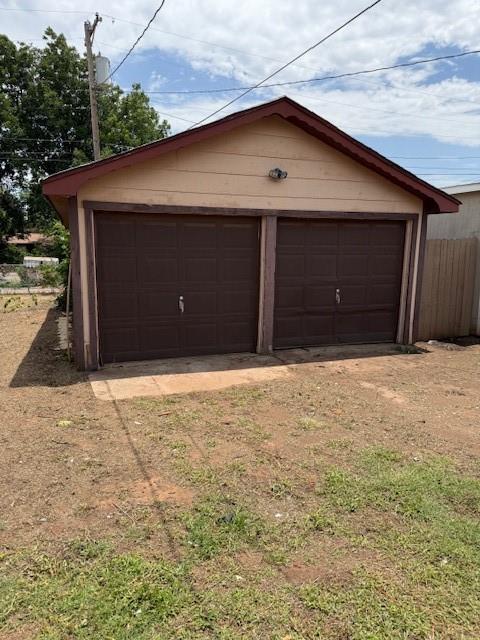 view of detached garage