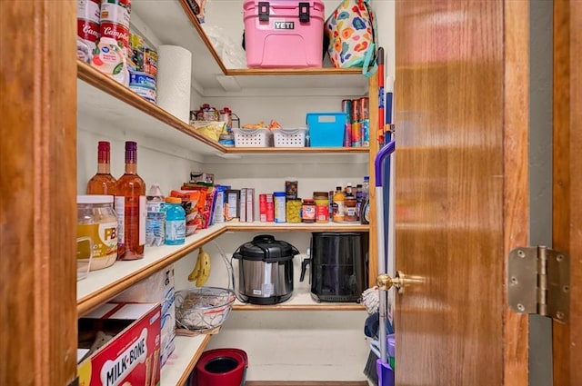 11517 Brighton Ct, Midwest City, OK 73130 - view of pantry