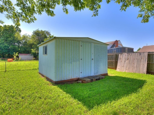 4021 E Larkwood Dr, Del City, OK 73115 - view of shed with a fenced backyard