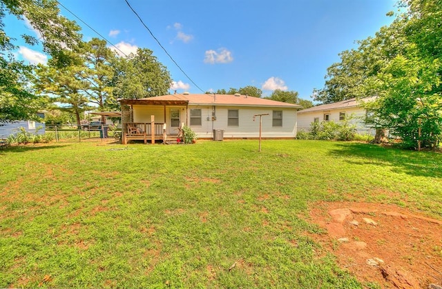 1817 W Harrison Ave, Guthrie, OK 73044 - back of house featuring a deck