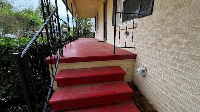 425 Mohawk Dr, Pauls Valley, OK 73075 - view of stairway