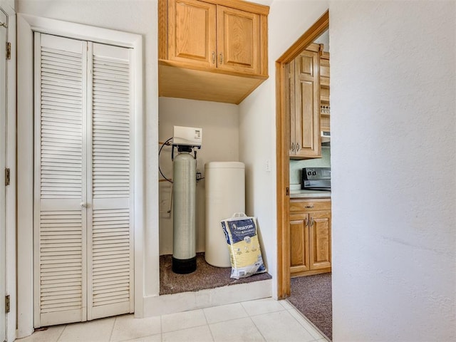 1124 Hill View Dr, Guthrie, OK 73044 - laundry room featuring light tile patterned floors