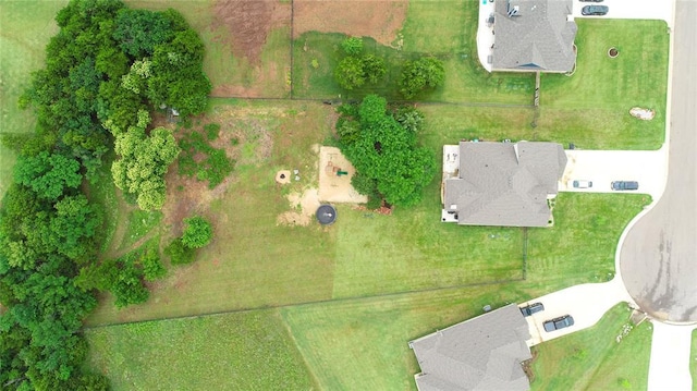 13420 Saltgrass Dr, Edmond, OK 73025 - drone / aerial view