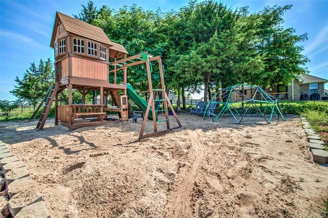 13420 Saltgrass Dr, Edmond, OK 73025 - view of communal playground