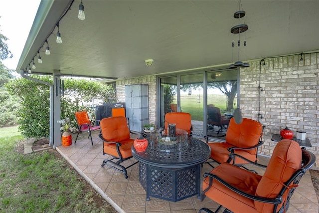 2205 SE 90th St, Lawton, OK 73501 - view of patio / terrace