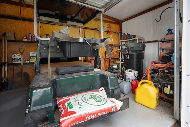 2205 SE 90th St, Lawton, OK 73501 - view of garage