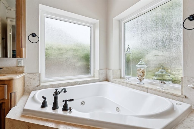 4609 Flint Ridge Dr, Norman, OK 73072 - full bath with vanity and a tub with jets