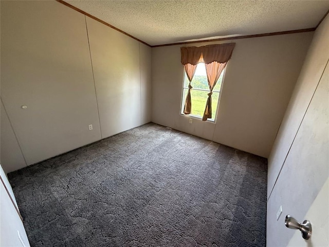 339133 E 870th Rd, Chandler, OK 74834 - empty room featuring crown molding, a textured ceiling, and carpet
