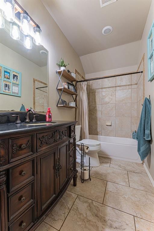 2432 NW 175th St, Edmond, OK 73012 - full bath featuring vanity, shower / bath combo with shower curtain, and lofted ceiling