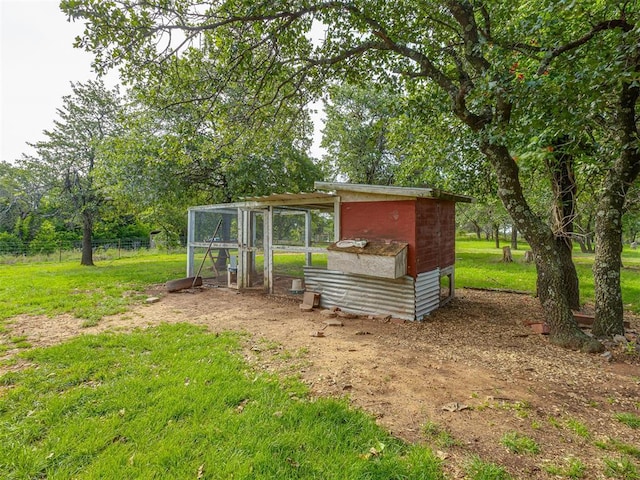 7401 E Forrest Hills Rd, Guthrie, OK 73044 - view of yard featuring exterior structure and an outbuilding