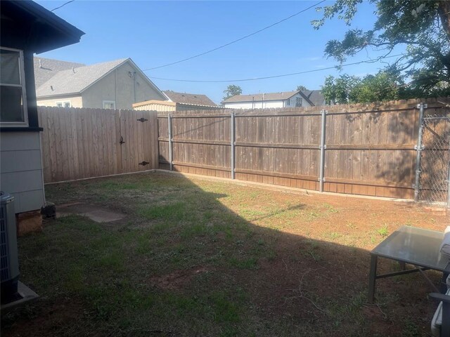 320 N Bradley St, Weatherford, OK 73096 - photo 16