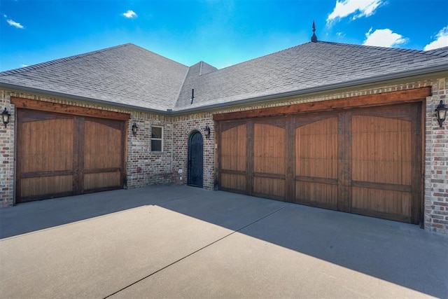 2309 Pinehurst Ct, Shawnee, OK 74801 - view of garage