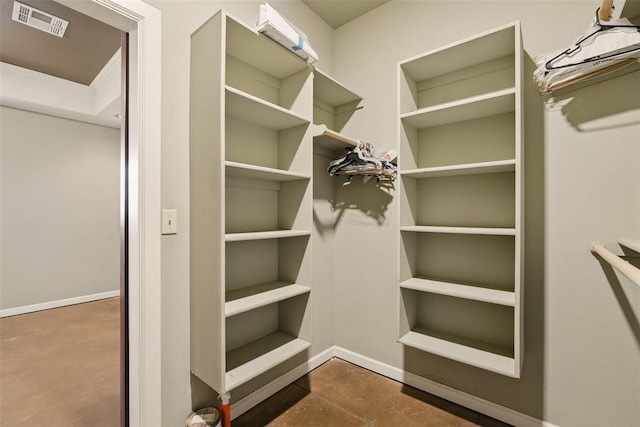 5801 N Henney Rd, Coyle, OK 73027 - view of spacious closet