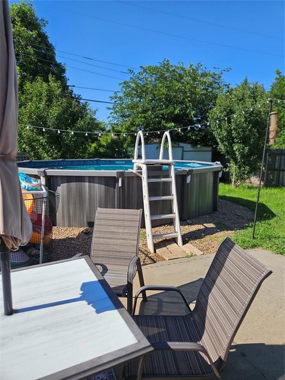 3205 NW 62nd St, Oklahoma City, OK 73112 - view of deck