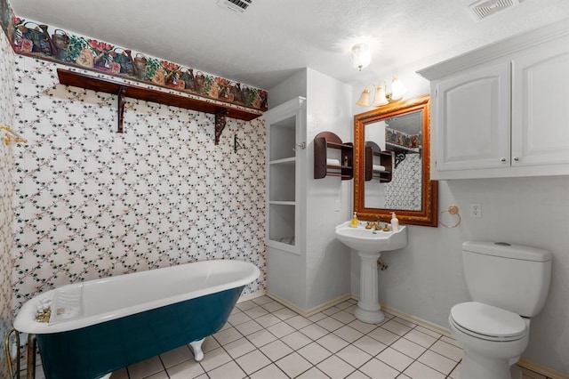 813 N Council Rd Unit S, Newcastle, OK 73065 - full bath featuring a freestanding tub and tile patterned flooring