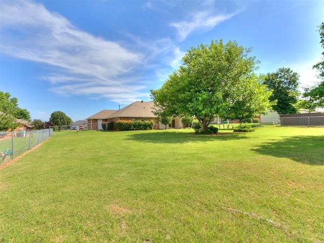 1204 Scrambler Ln, Edmond, OK 73025 - view of yard