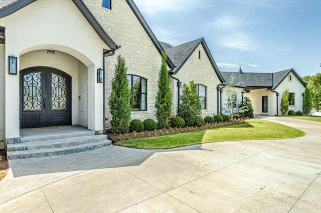 7901 Laura Ln, Oklahoma City, OK 73151 - photo 3
