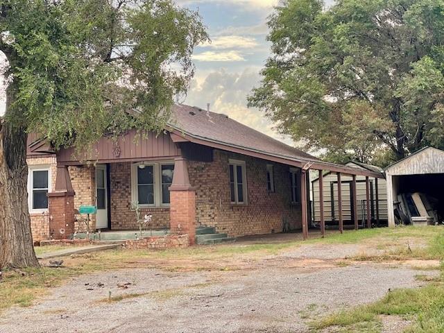 118 N Lincoln St, Hobart, OK 73651 - photo 1
