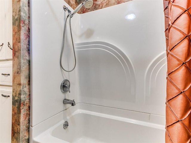 2349 Fox Ln, Blanchard, OK 73010 - bathroom featuring shower / bathtub combination with curtain
