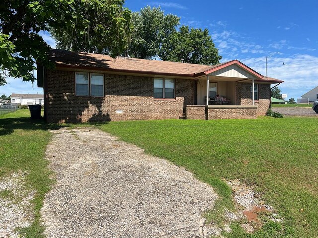 216 N Jefferson St, Blanchard, OK 73010 - photo 1