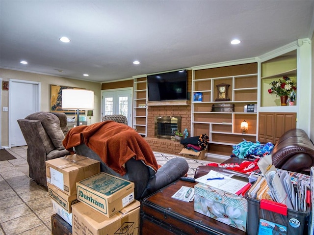 114 Timber Ln, Mcloud, OK 74851 - living area featuring recessed lighting, crown molding, a fireplace, and built in shelves